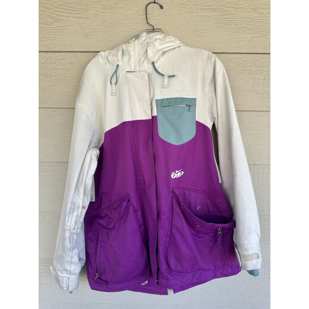 Nike 6.0 Kesek Storm-FIT Hooded Snowboarding Ski Jacket, Women's Size Medium